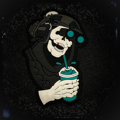 3D PVC patch with velcro: Chill Reaper
Even in complete darkness he will see you. Altough on a break from his usual grim duties, death is sipping on his drink, while still being able to enjoy seeing misery and despair. through his NVGs.&nbsp;

High quality and durable PVC, woven and embroidered patches for collectors, airsofters and military enthusiasts. Also serves as a morale patch.