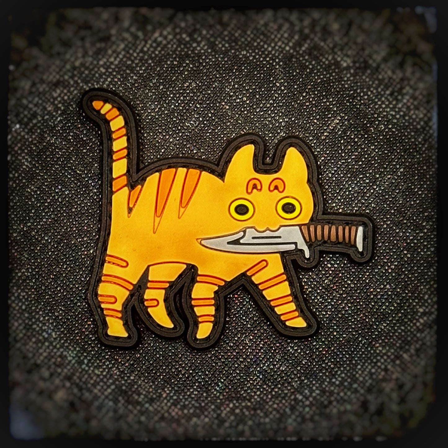 Knife Cat